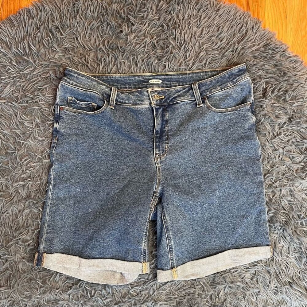 Old Navy Blue Jean Shorts Casual Cut-Off Style Size 20